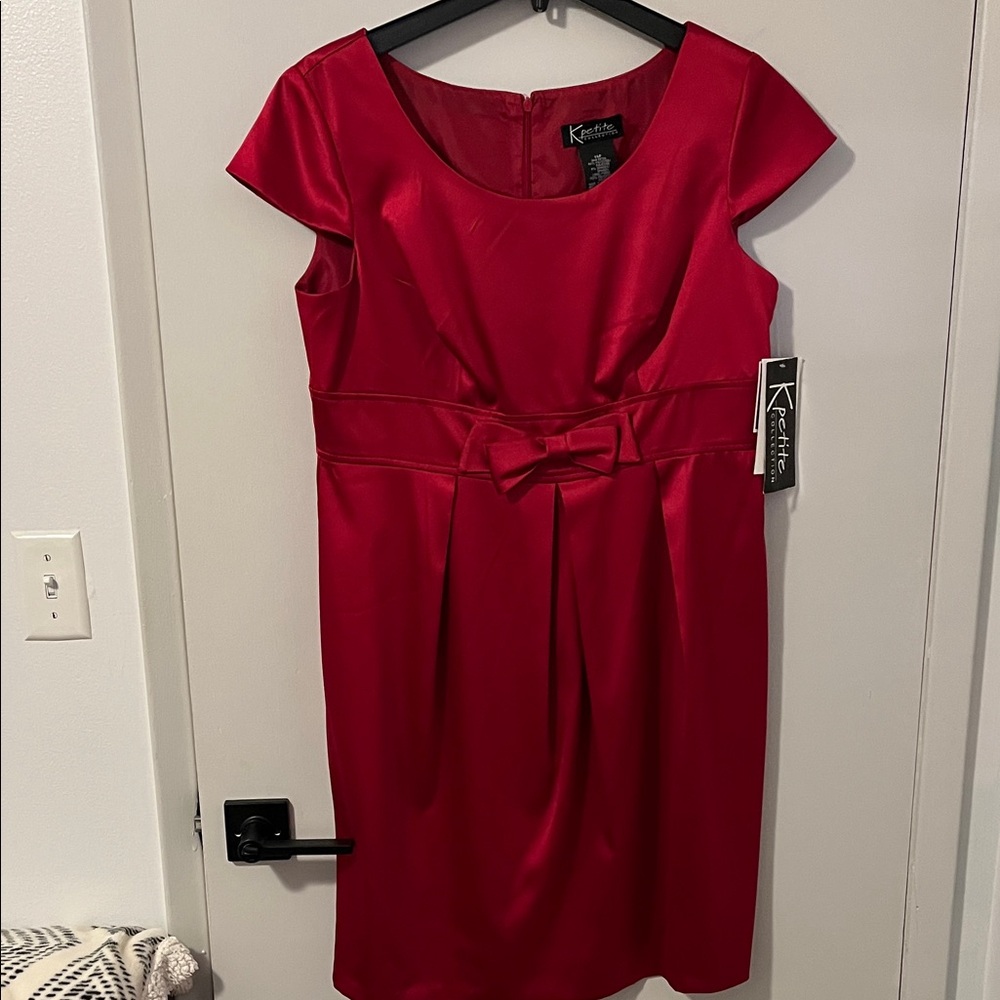 Classic Red satin Midi Dress 14P